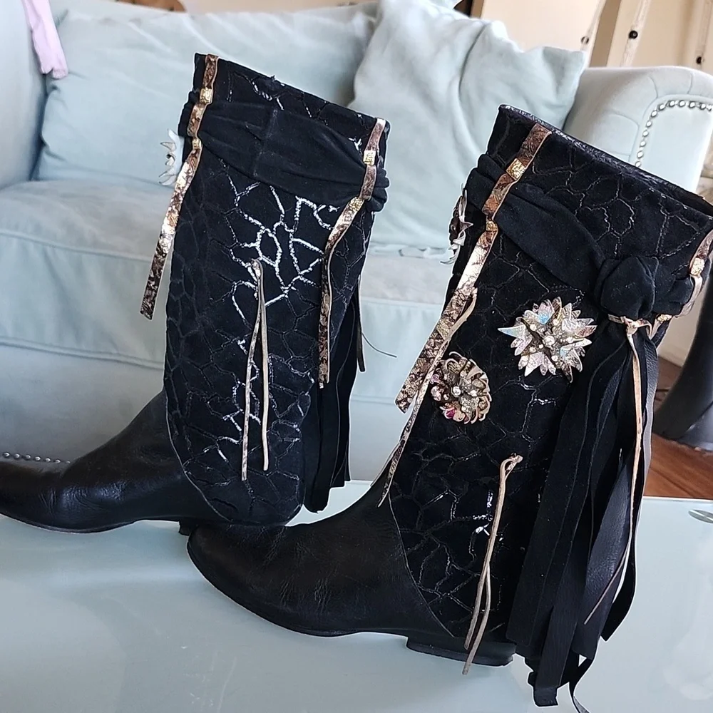 El Vaquero Boho Western Fringy Rhinestone Coastal Cowgirl Festival Boots Size 35